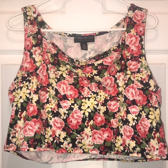 Forever 21 Tops - Forever 21 Plus Size Floral Crop Top Size 3x